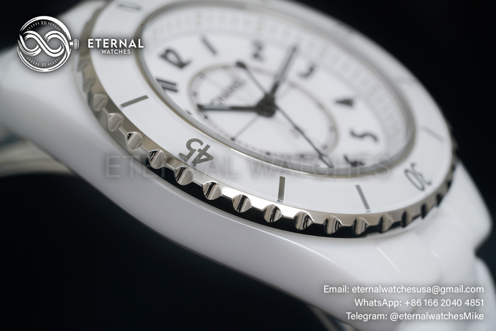 CHANEL - J12 Ladies 33mm Ceramic/Cer White/Num XF Swiss Quartz