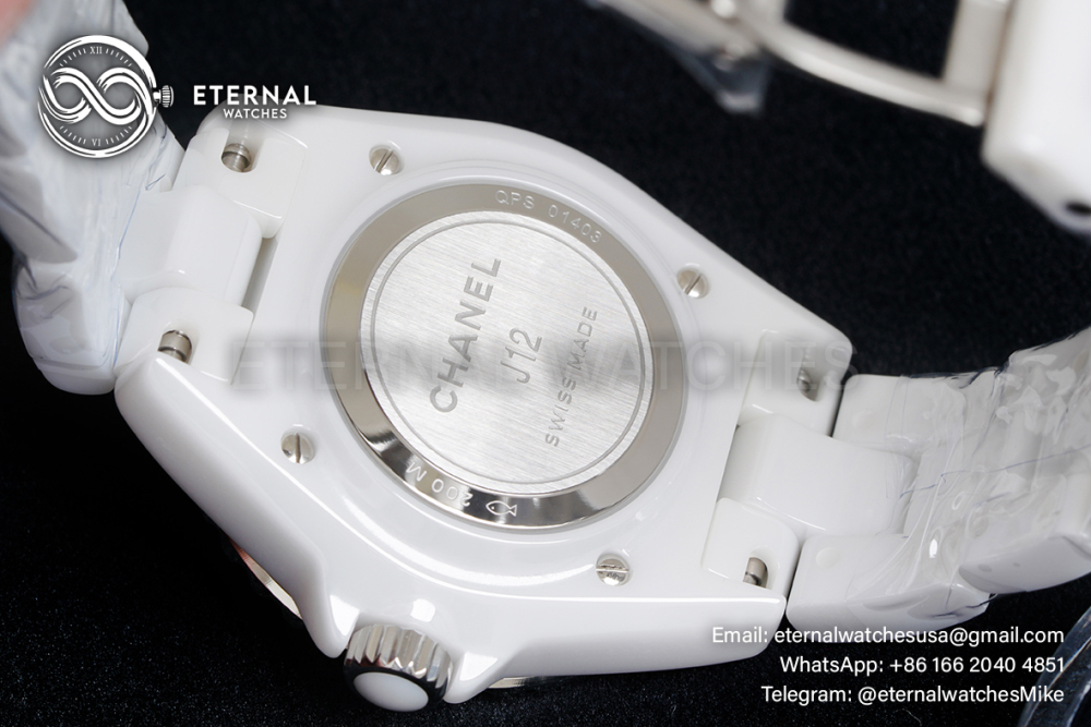 CHANEL - J12 Ladies 33mm Ceramic/Cer White/Num XF Swiss Quartz