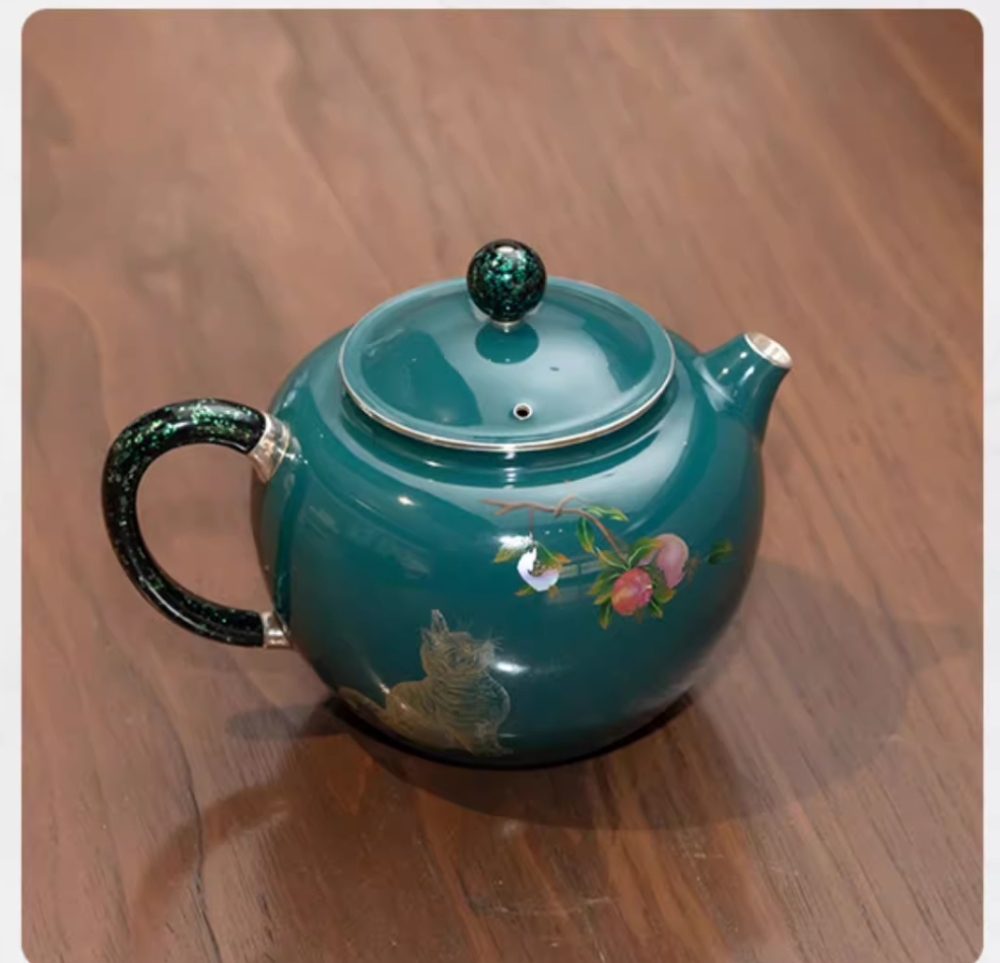 Large lacquer silver kettle, hand-painted beckoning fortune, only a small pot, 999 sterling silver teapot, handmade high-end Chinese tea set