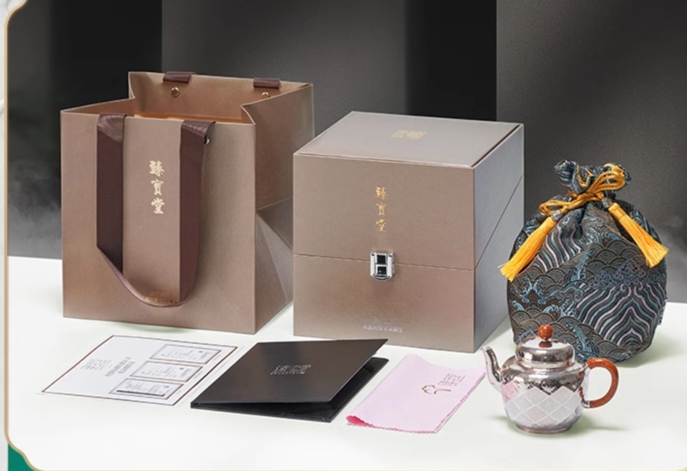 Large lacquer silver kettle, hand-painted beckoning fortune, only a small pot, 999 sterling silver teapot, handmade high-end Chinese tea set