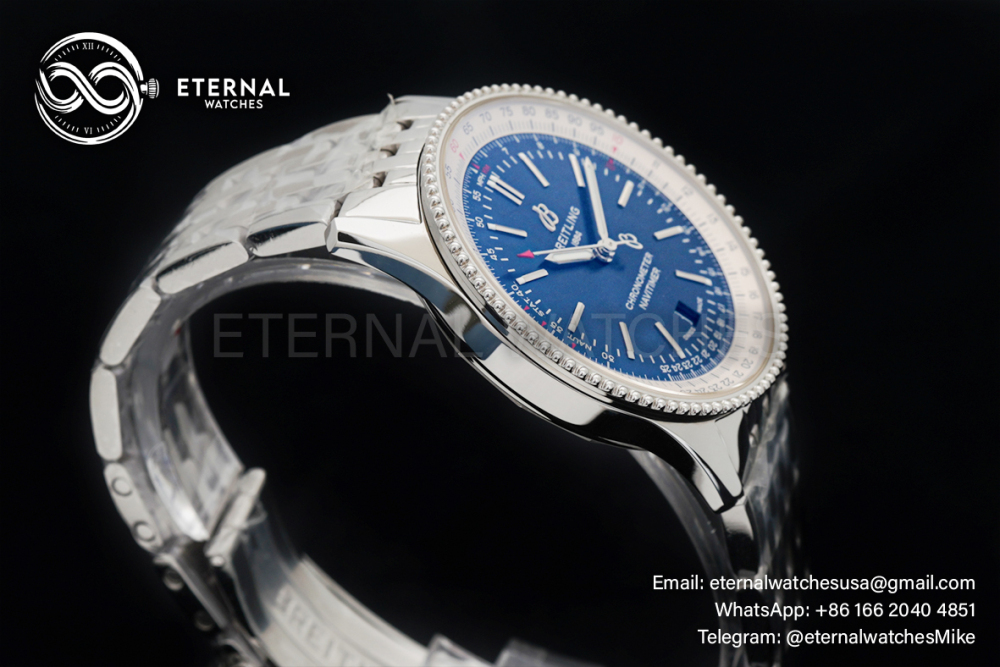 BREITLING - Navitimer 1 41mm SS/SS Blue Dial V7F A2824