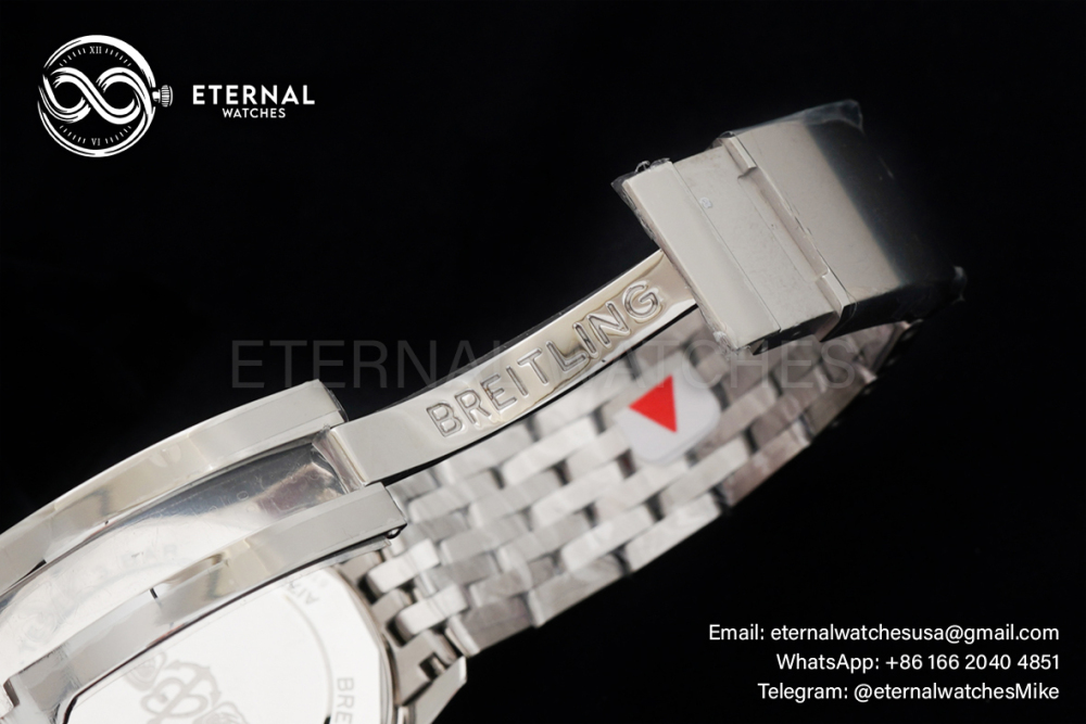 BREITLING - Navitimer 1 41mm SS/SS Blue Dial V7F A2824