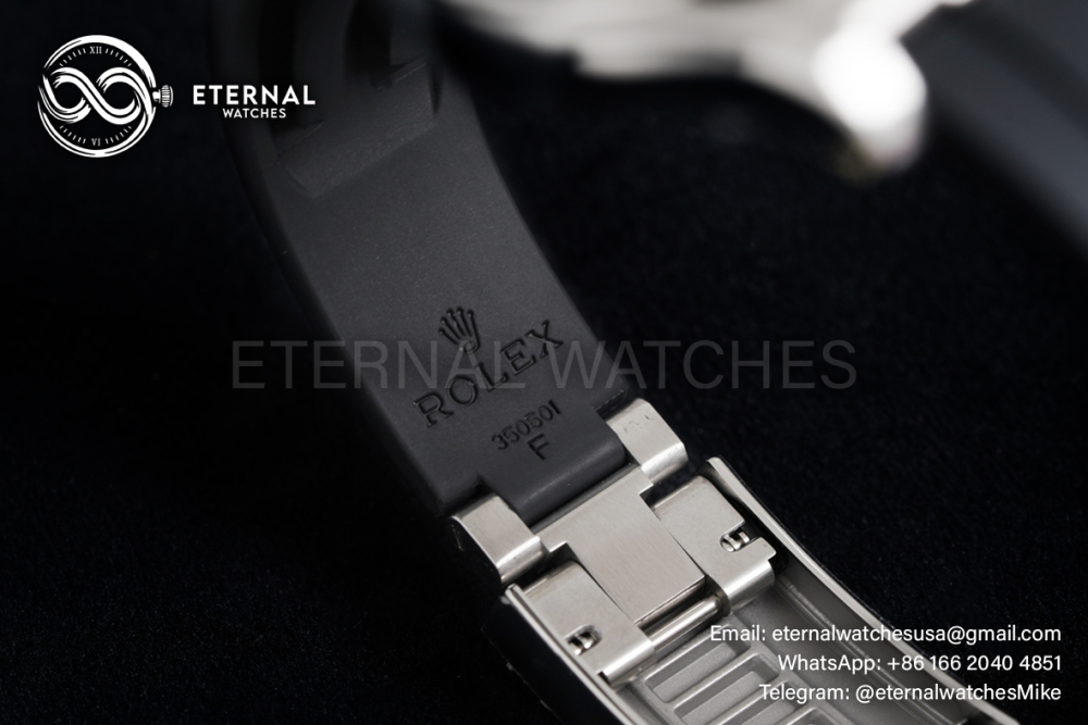 ROLEX - Super Clone Cosmograph Daytona 126519 40mm SS/RU Black VSF DD4131 (Weight Adjusted)