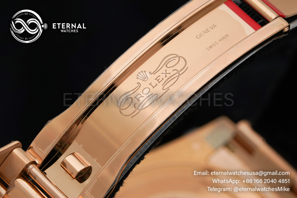 ROLEX - GMT Master II 126715 CHNR Oyster 904L RG/RG Black Dial CLEAN VR3186