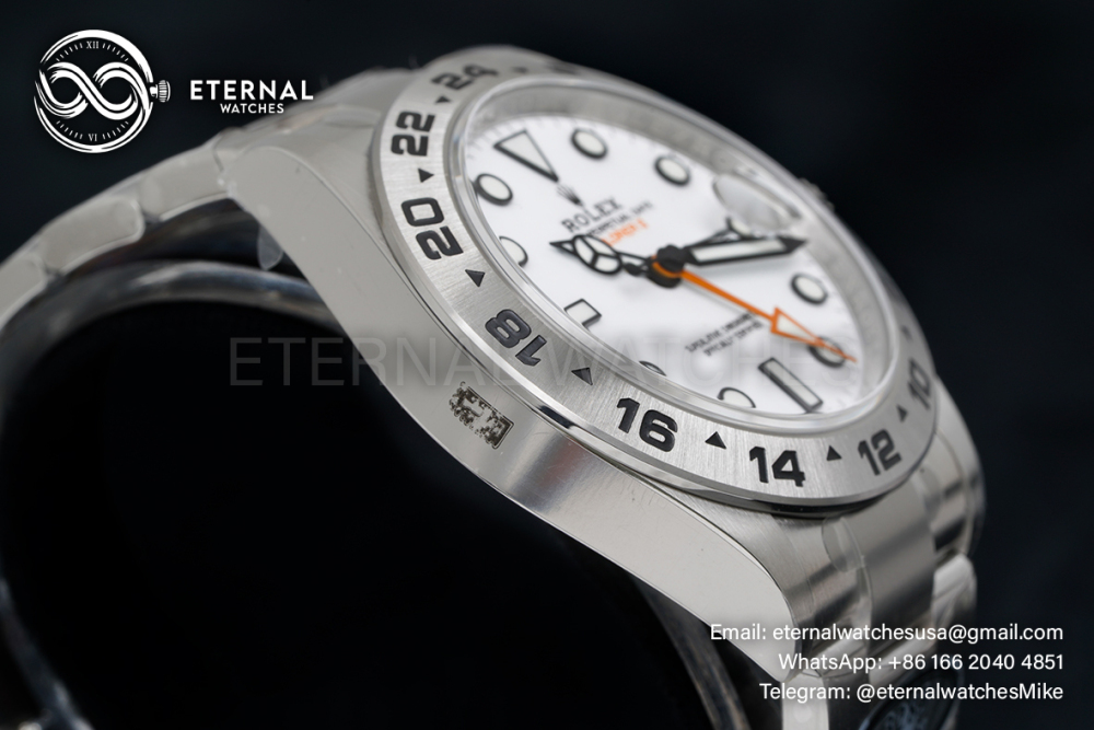 ROLEX - Super Clone Explorer II 226570 42mm SS/SS White Dial Clean DD3285