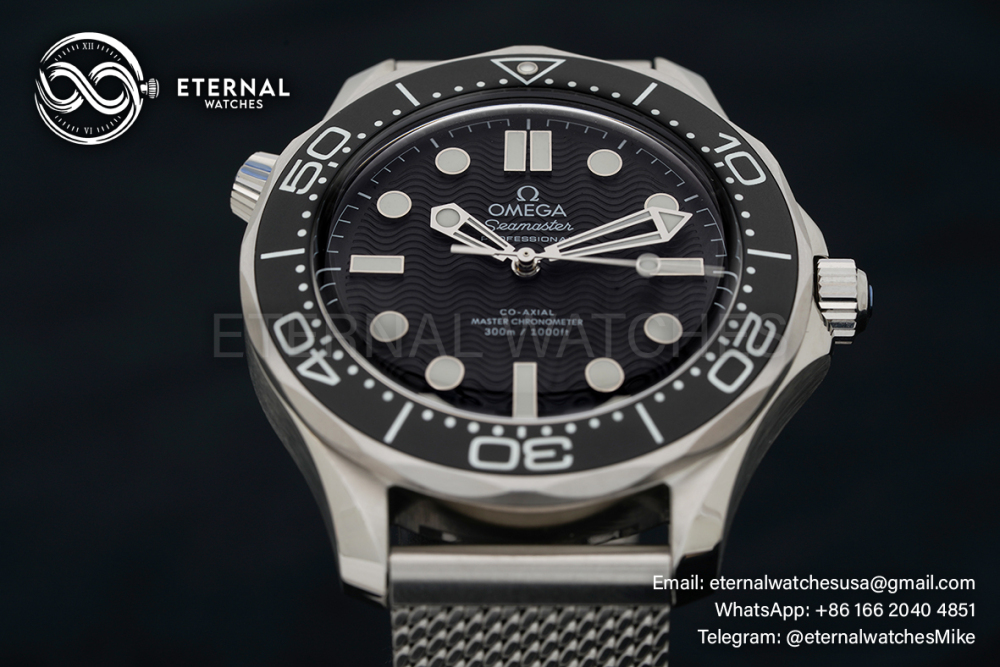 OMEGA - Seamaster 300m 2025 42mm SS/SS Black Dial VSF A8806