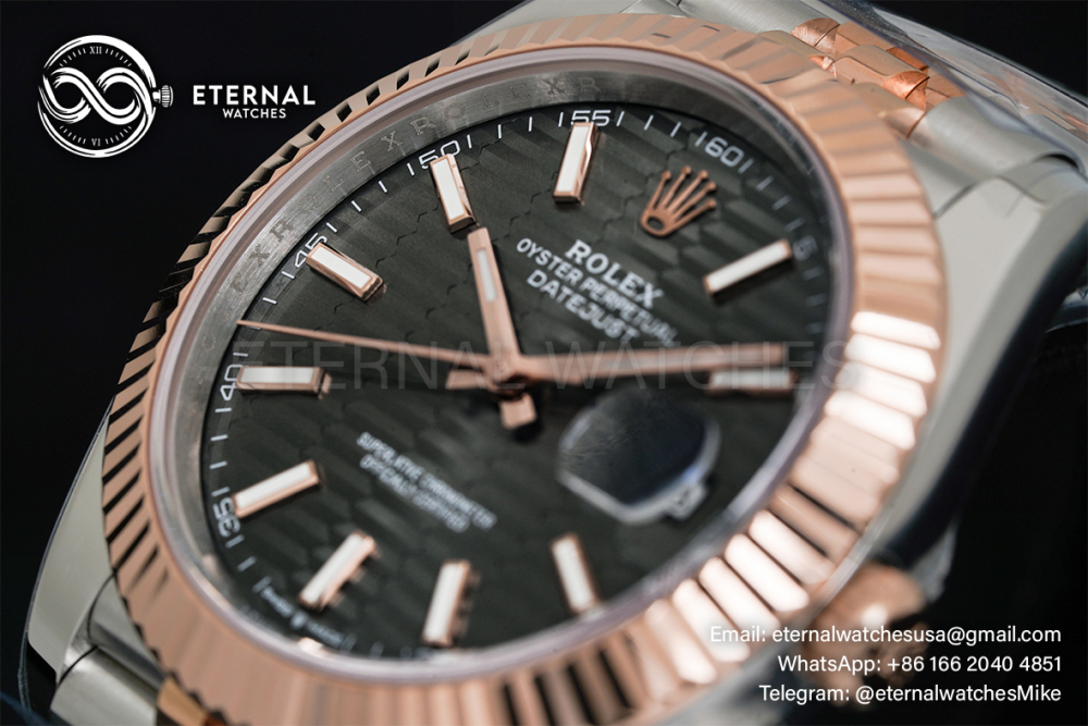 ROLEX - Datejust 126331 41mm Jubilee RG/SS Grey Textured Dial VSF VS3235