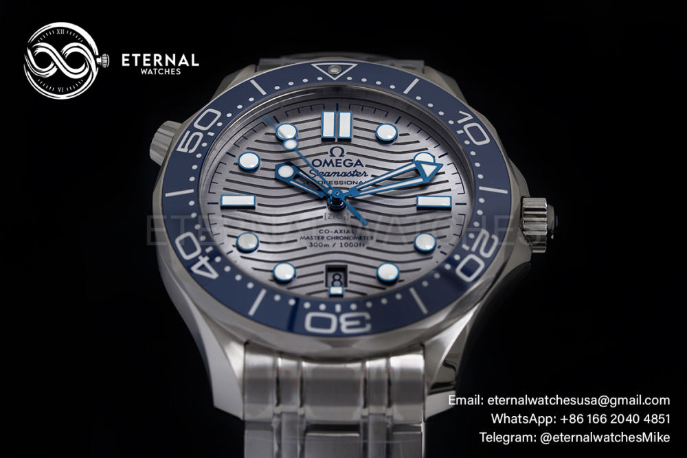 OMEGA - Seamaster Diver 300m 42mm SS/SS Grey VSF A8800