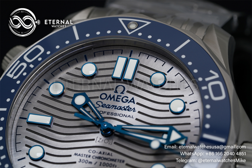 OMEGA - Seamaster Diver 300m 42mm SS/SS Grey VSF A8800