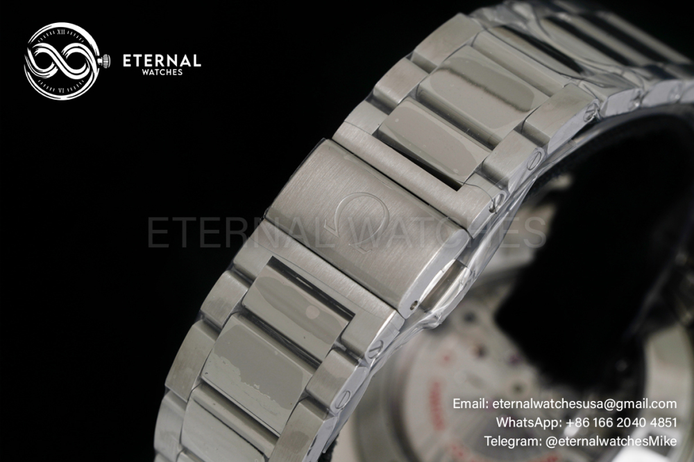 OMEGA - Seamaster Aqua Terra 150m Ultimate Asia SS/SS White VSF 8500