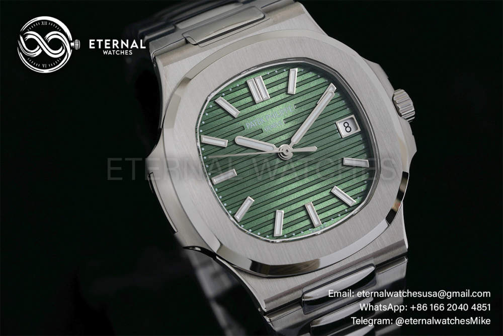 PATEK PHILIPPE - Nautilus 5711 40mm Green SS/SS 3KF A330SC