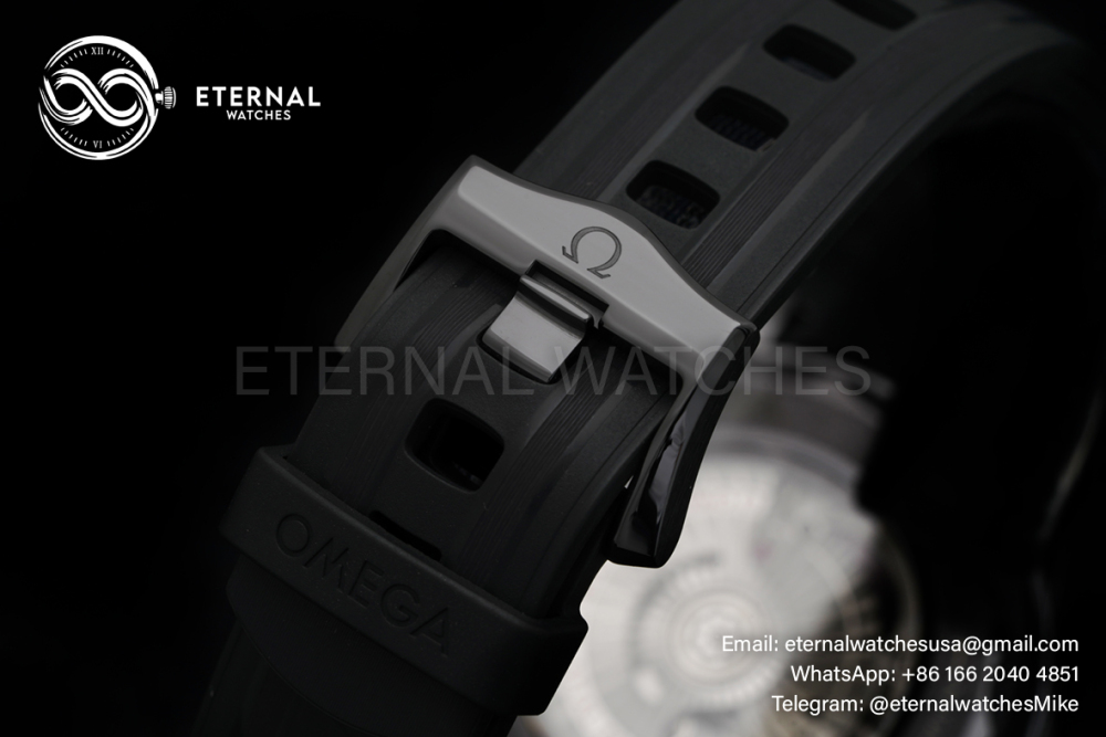 OMEGA - Seamaster Diver 300m 43.5mm RG/Ceramic/RU Black Dial VSF A8806