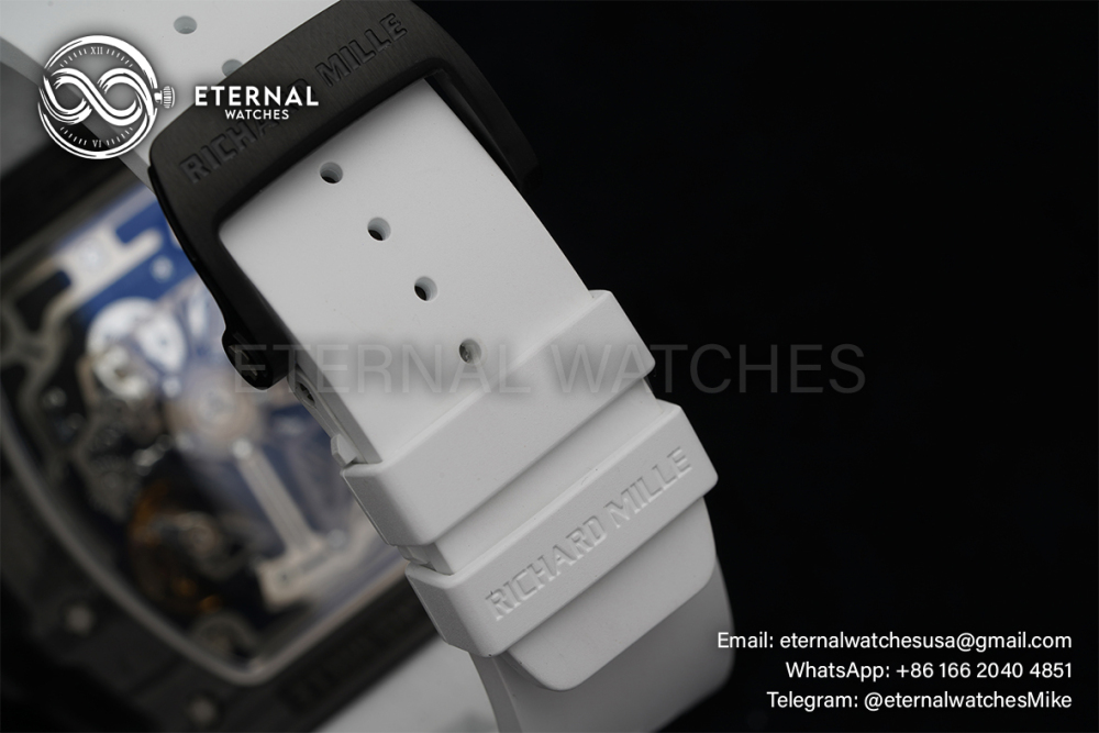 RICHARD MILLE - RM11-03 Auto Flyback Chrono White CB/RU KVF A7750