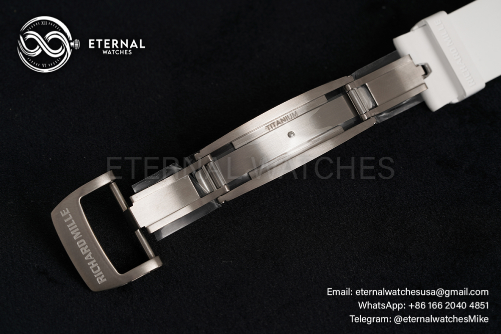 RICHARD MILLE - VAUCHER SUPER CLONE RM055 Transparent Quartz White/Blue