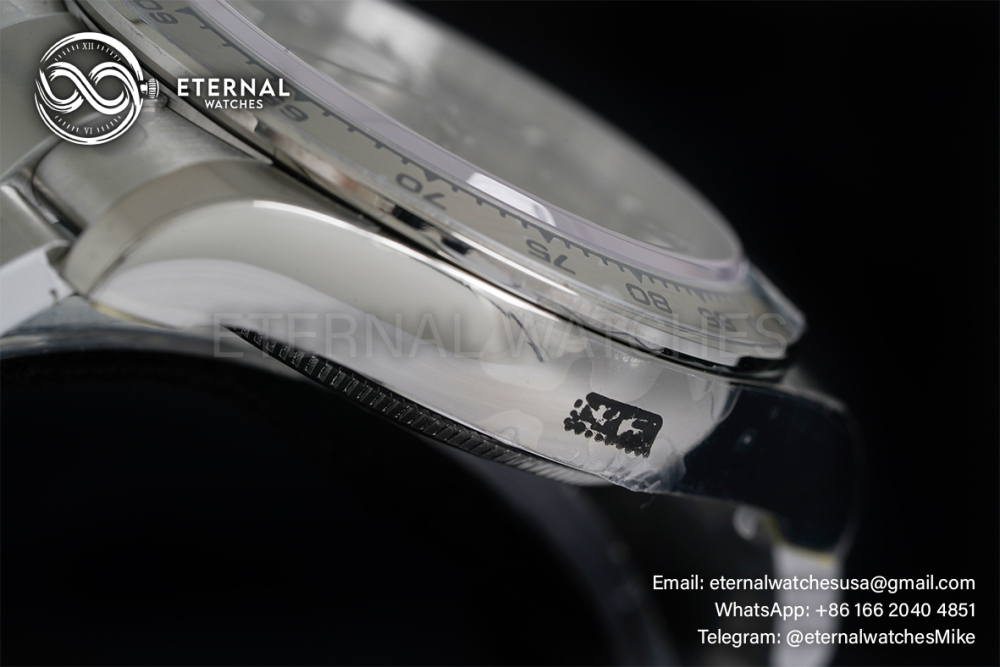 ROLEX - SUPER CLONE Daytona 126509 40mm SS/SS Black/Sliver VSF DD4131 Weight Adjusted