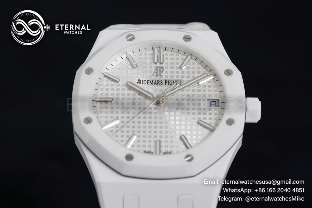 AUDEMARS PIGUET - SUPER CLONE Royal Oak 41mm 15500 White Ceramic/Cer Silver Dial APSF A4302