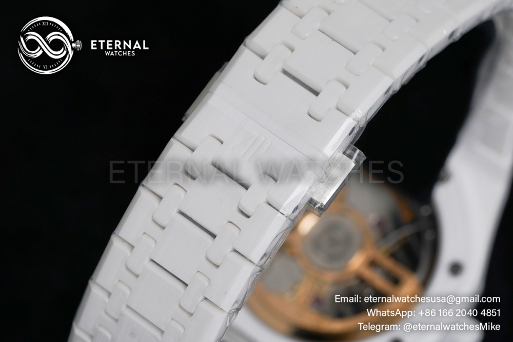 AUDEMARS PIGUET - SUPER CLONE Royal Oak 41mm 15500 White Ceramic/Cer Silver Dial APSF A4302
