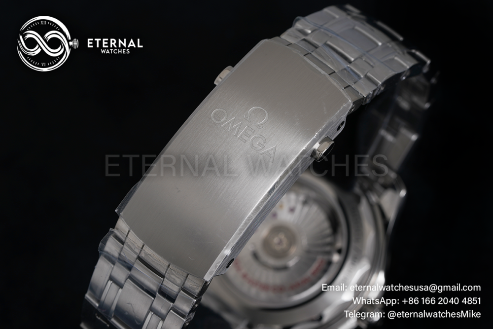 OMEGA - Seamaster Diver 300m 42mm SS/SS Black Dial VSF 8800