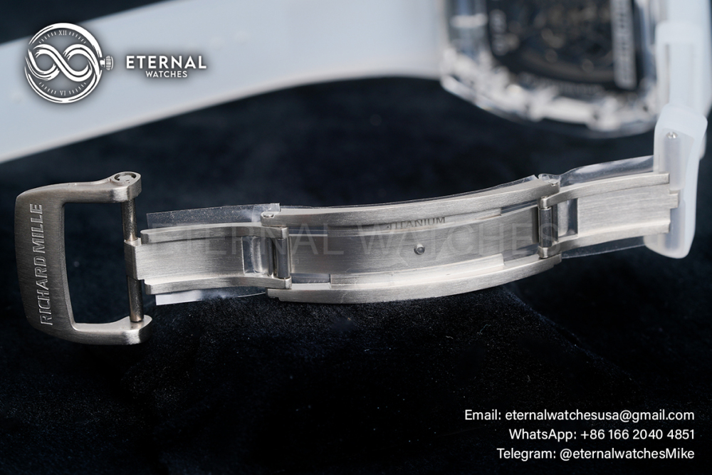 RICHARD MILLE - VAUCHER SUPER CLONE RM055 Crystal Sapphire Black Inner Bevel