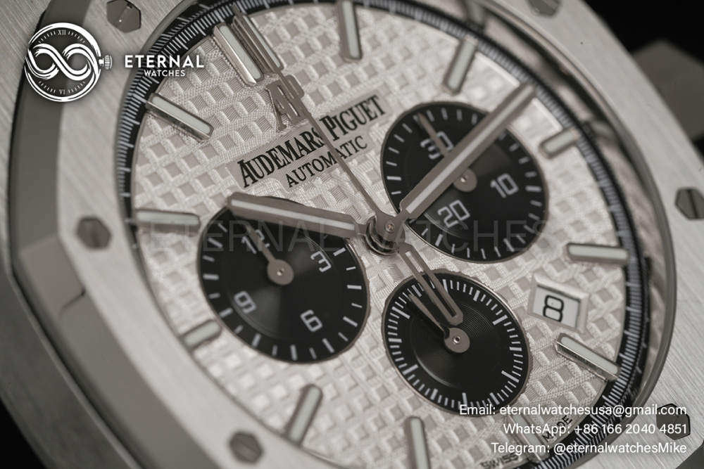 AUDEMARS PIGUET - SUPER CLONE Royal Oak Chronometer 26240ST 41mm SS/SS Silver/Black APS SH4401