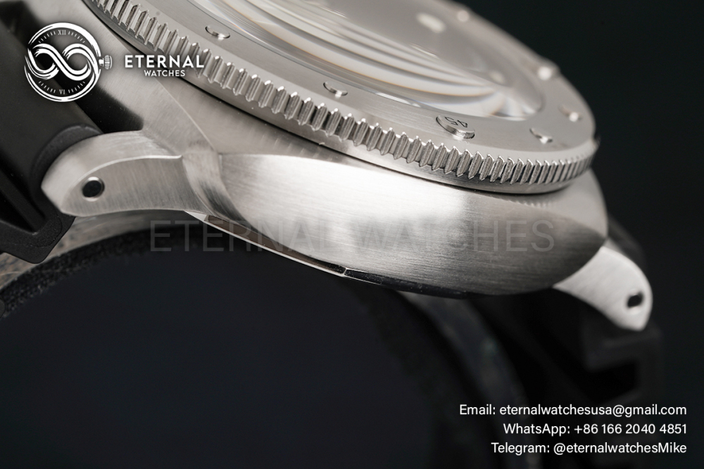 PANERAI - Submersible PAM1229 44mm SS/RU Black Dial VSF P900