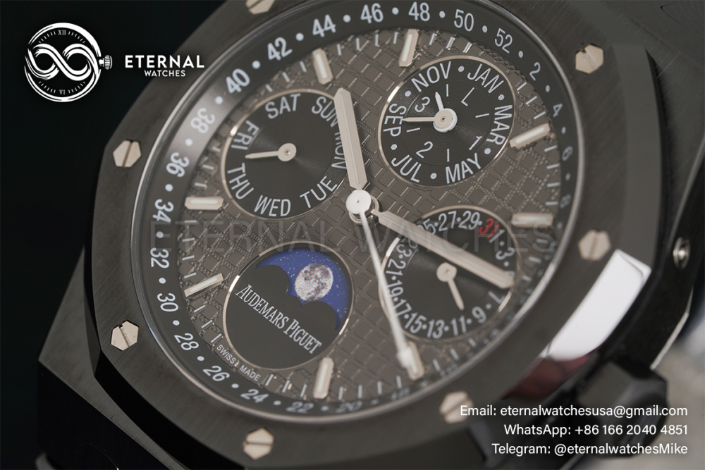 AUDEMARS PIGUET - Royal Oak Perpetual Calendar 26579 Cer/Cer Blk/Stk APSF V2 A5134