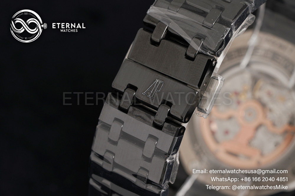 AUDEMARS PIGUET - Royal Oak Perpetual Calendar 26579 Cer/Cer Blk/Stk APSF V2 A5134