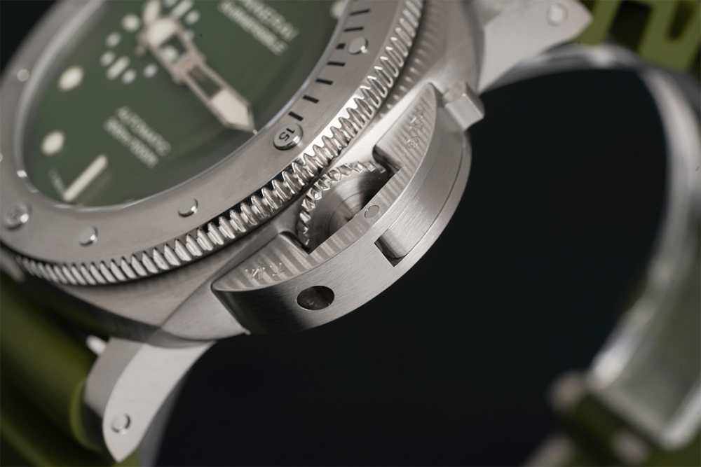 PANERAI - SUPER CLONE Submersible PAM1055 Verde Militare 42mm SS/RU Green VSF P900