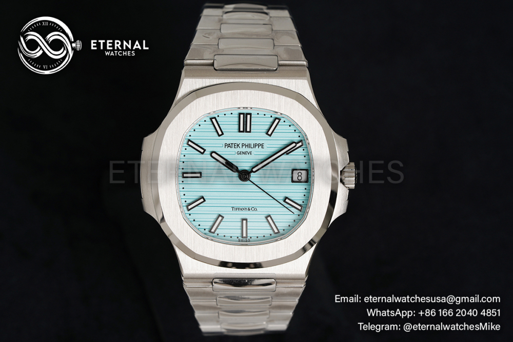 PATEK PHILIPPE - Nautilus Jumbo 5711 40mm Tiffany Blue Dial SS/SS 3KF A330SC