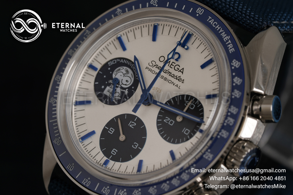 OMEGA - Speed Master Professional “Silver Snoopy Award” 50th Anniversary GSF A7750