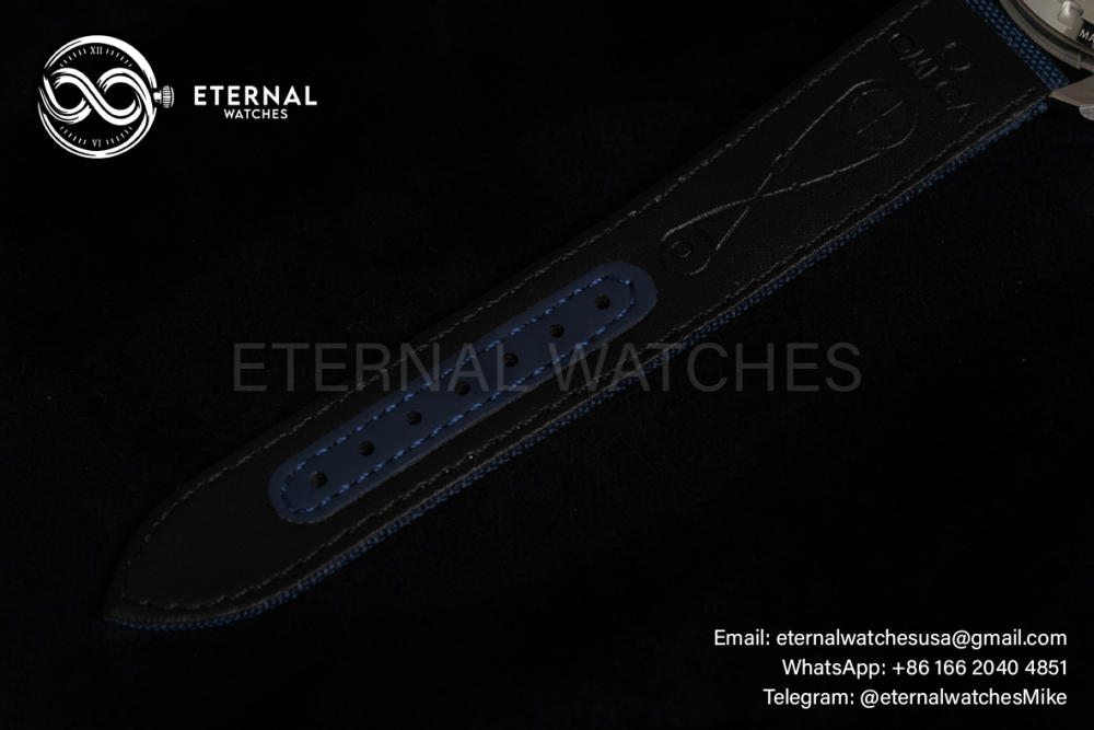 OMEGA - Speed Master Professional “Silver Snoopy Award” 50th Anniversary GSF A7750