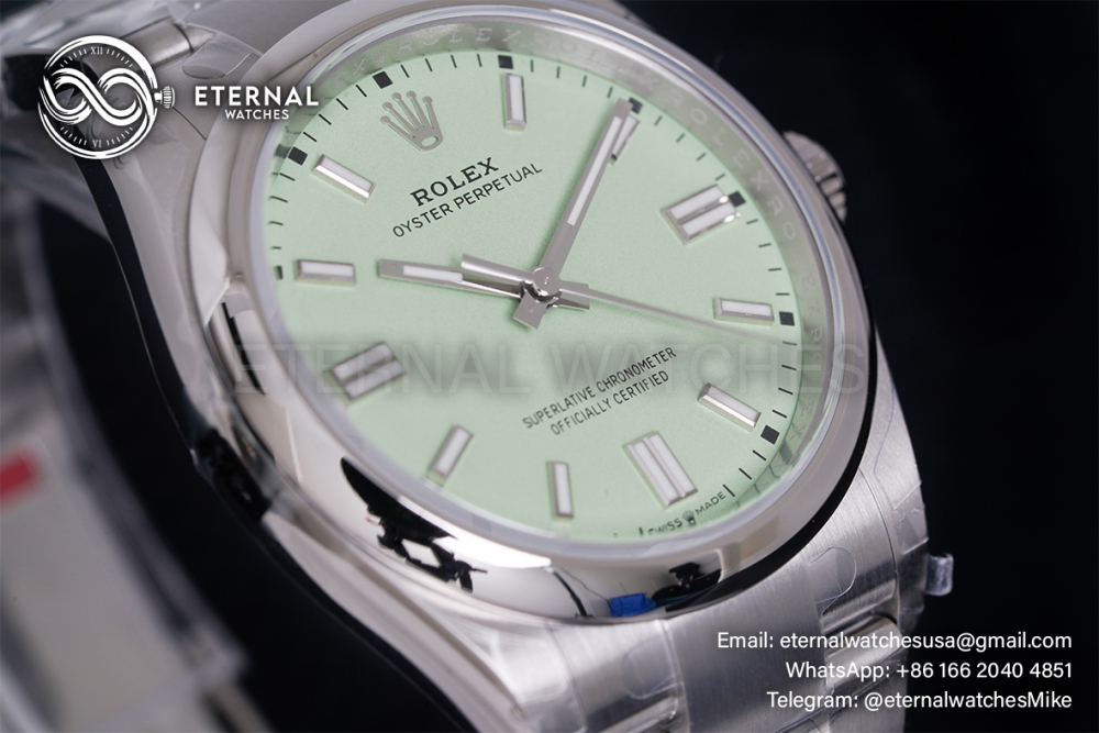 ROLEX - Oyster Perpetual 134300 41mm SS/SS Pistachio Dial VSF VS3230
