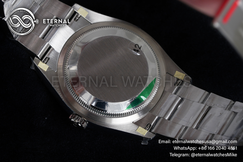 ROLEX - Oyster Perpetual 134300 41mm SS/SS Pistachio Dial VSF VS3230