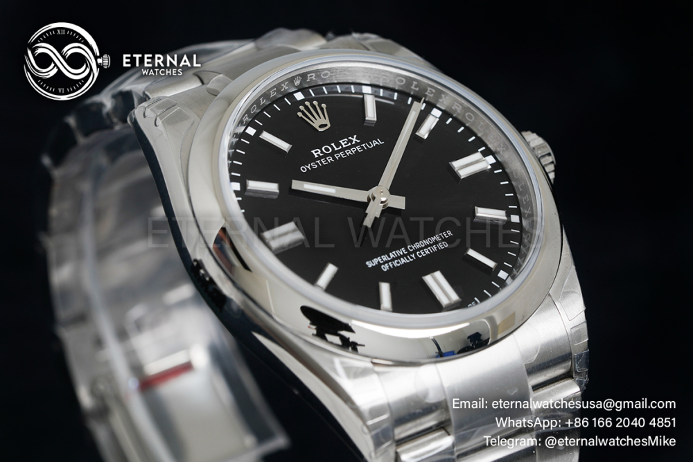 ROLEX - Oyster Perpetual 124300 41mm SS/SS Black Dial VSF VS3230