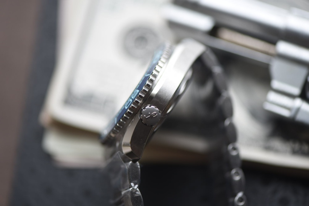 OMEGA - Seamaster Planet Ocean 600M 39.5mm SS/SS Blue Dial VSF VS8800