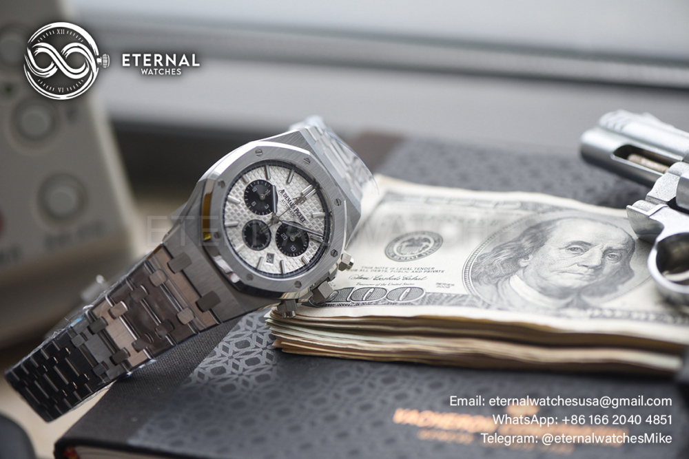 AUDEMARS PIGUET - Royal Oak Chrono 26331ST 41mm SS/SS White/Blk APSF DD4801