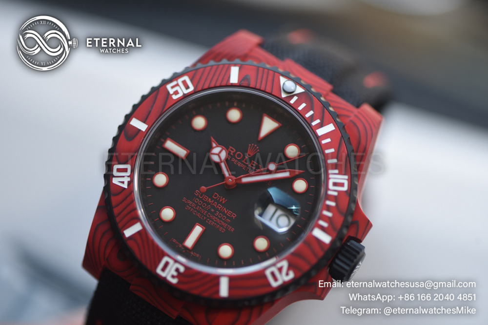 ROLEX - Submariner DiW 40mm Forged Carbon/NY Red Dial VSF VS3135