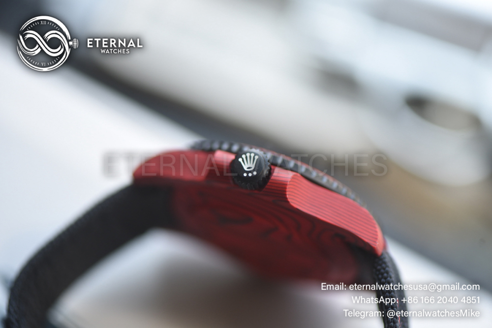 ROLEX - Submariner DiW 40mm Forged Carbon/NY Red Dial VSF VS3135