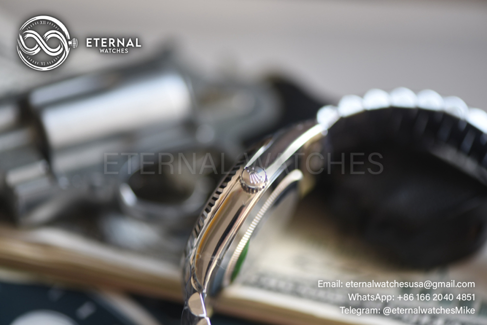 ROLEX - DayDate 228239 40mm SS/SS Blue Ombre/Rmn VSF V2 DD3255 (Weight Adjusted)