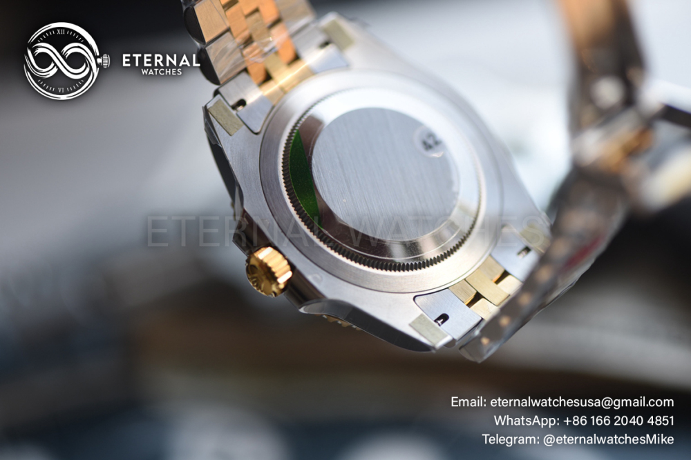 ROLEX - GMT Master II 126713GRNR Zombie Jubilee 40mm SS/YG Black Dial VSF DD3285 (Weight Adjusted)