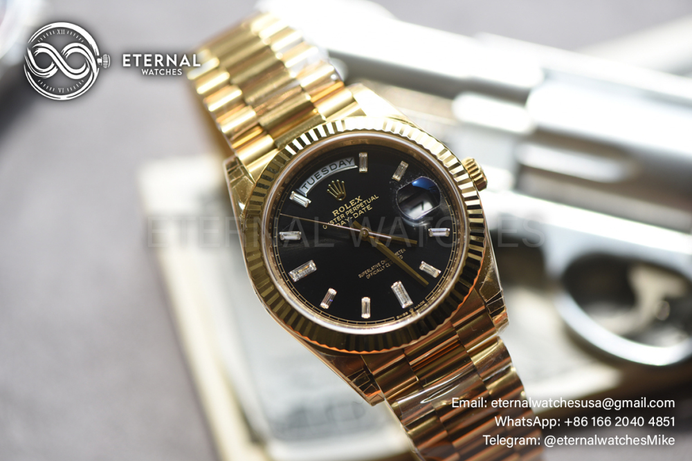 ROLEX - SUPER CLONE DayDate 228238 40mm Yellow Gold Black Dial (Weight Adjusted)