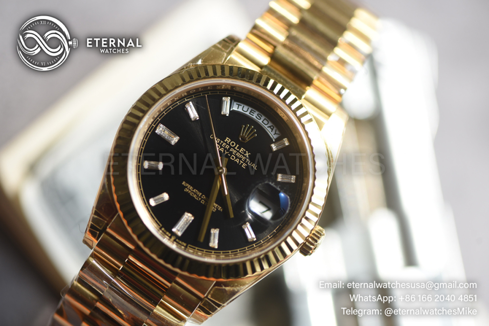 ROLEX - SUPER CLONE DayDate 228238 40mm Yellow Gold Black Dial (Weight Adjusted)
