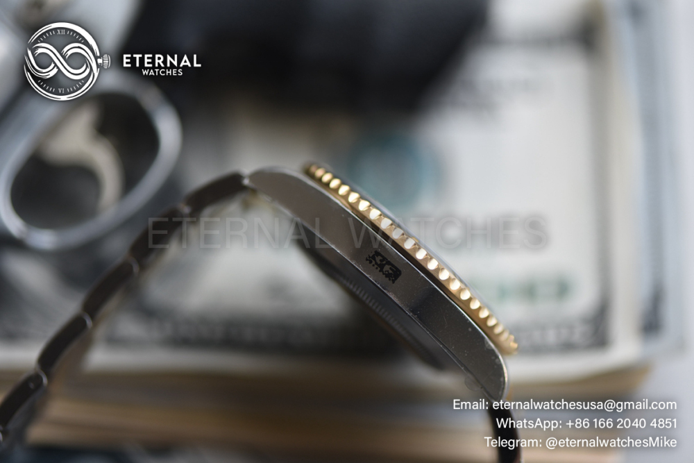 ROLEX - SUPER CLONE Submariner 126613LN 41mm YG/SS Black Dial VSF V2 DD3235 (Weight Adjusted)