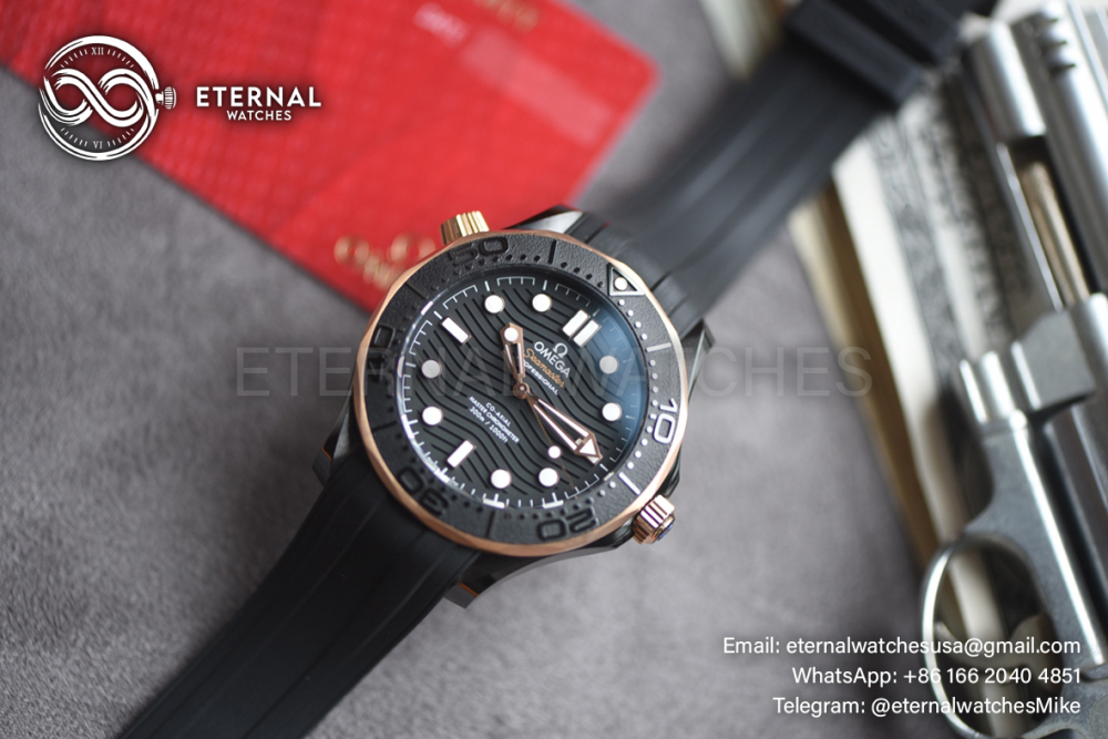 OMEGA - SUPER CLONE Seamaster 300m 43.5mm RG Ceramic/RU Black Dial VSF A8806