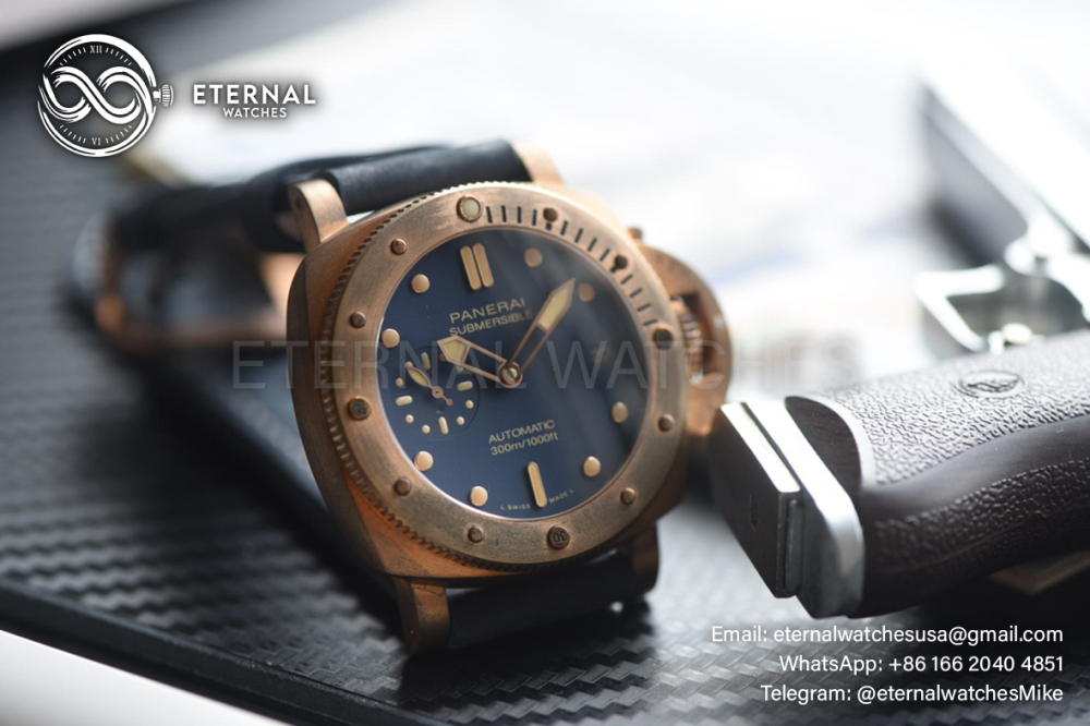 PANERAI - SUPER CLONE Submersible Pam1074 Bronzo 42mm BR/LE Blue Dial VSF P900