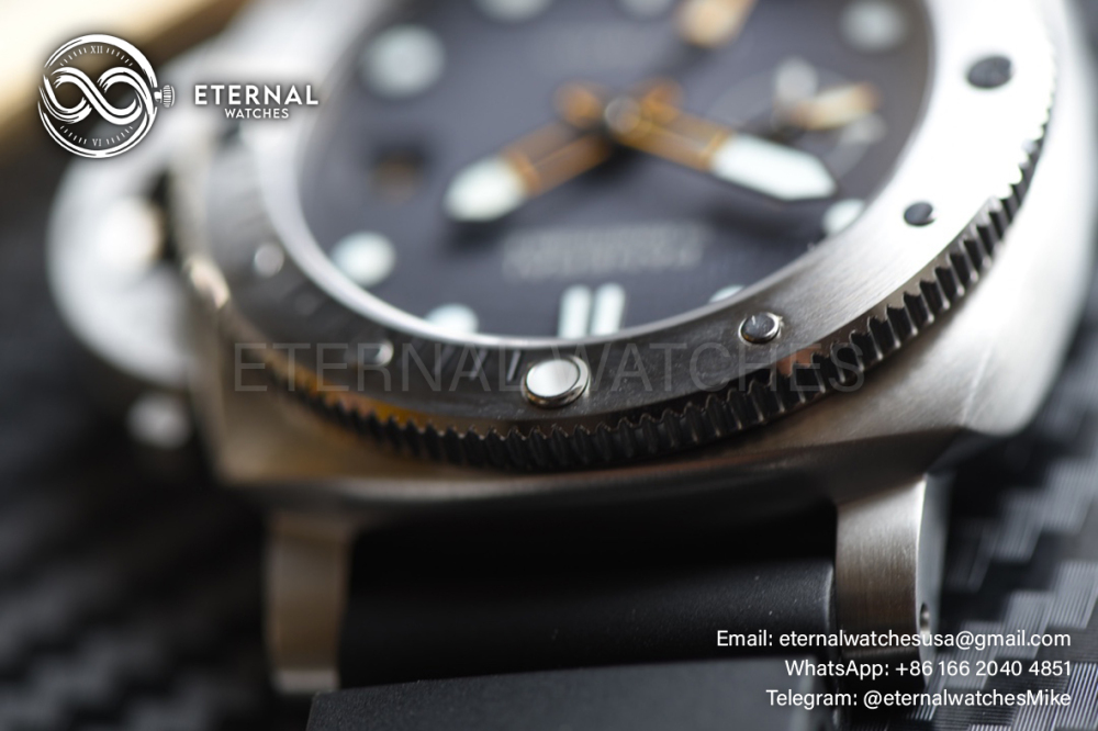 PANERAI - SUPER CLONE Submersible PAM1323 44mm SS/RU Grey Dial VSF P9011