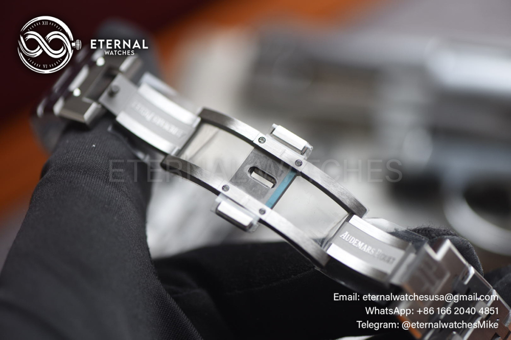 AUDEMARS PIGUET - SUPER CLONE Royal Oak Chronograph 26331ST 41mm SS/SS White/Blk APSF DD4801