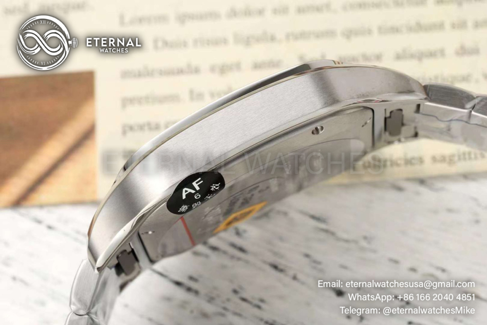 CARTIER - Santos De Cartier 40mm XL SS/SS White Dial AF MY9015