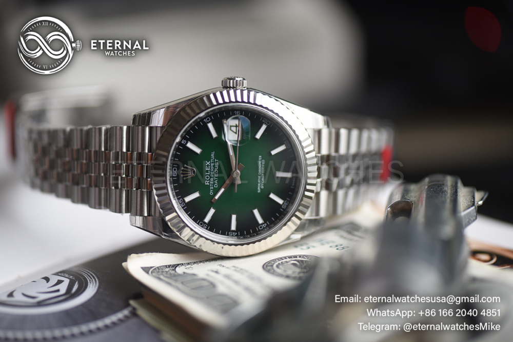 ROLEX - 2026 SUPER CLONE DateJust 41mm SS Green Ombre 3235