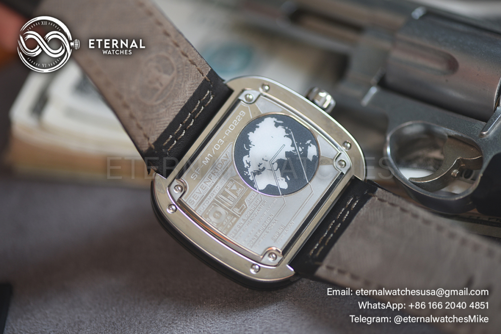 SEVENFRIDAY - M2/02 Automatic PVD/LE Black Miyota